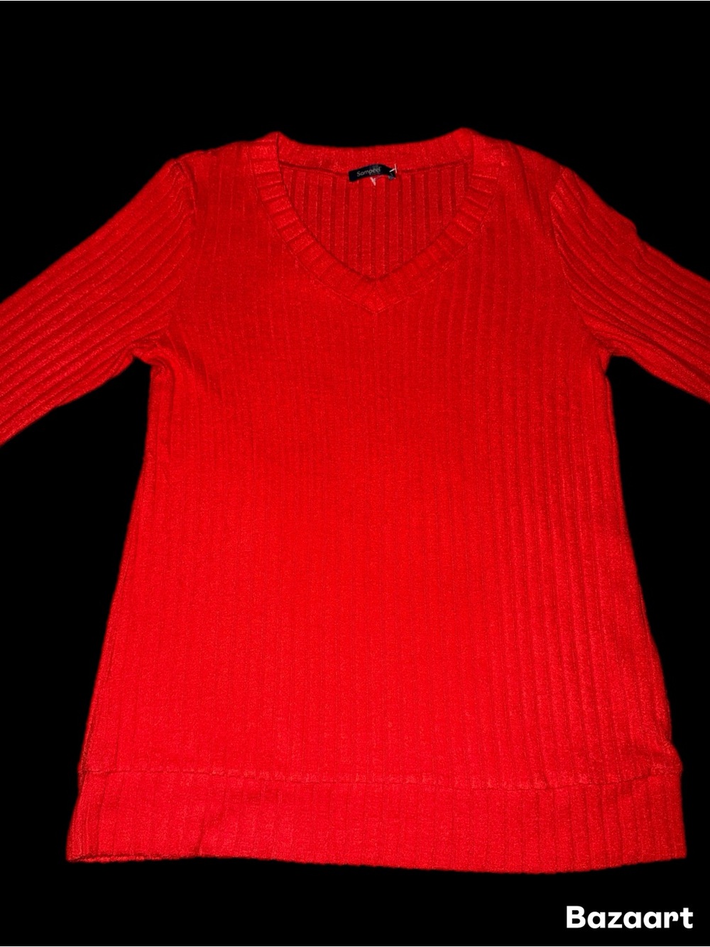 Women's Ribbed V-Neck Sweater in Red